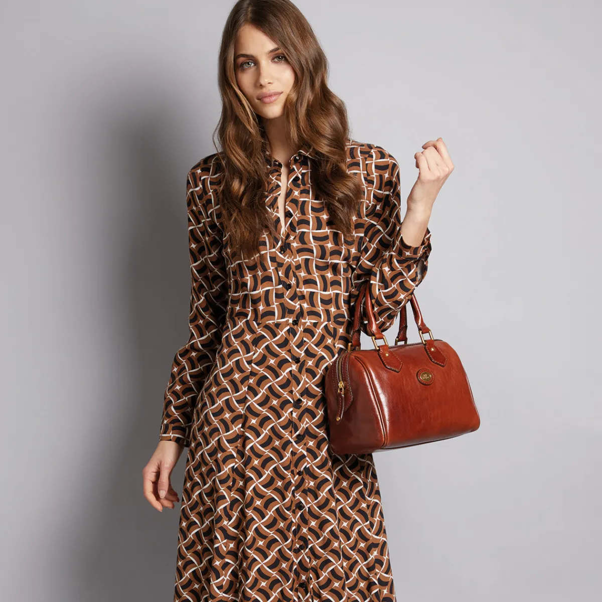 Bauletto in pelle con tracolla removibile-The Bridge Sale