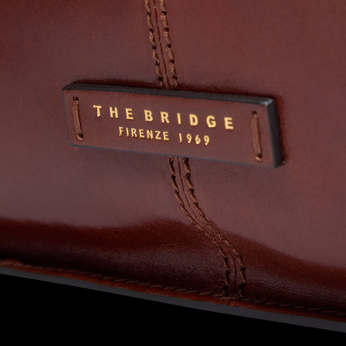 Borsa tracolla pelle chiusa con zip taglia s-The Bridge Clearance