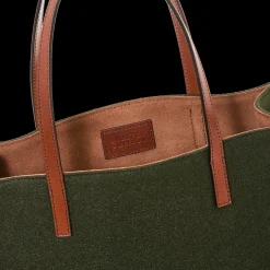 SHOPPER-The Bridge Sale