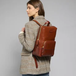 Zaino donna in pelle con tasca frontale-The Bridge Online