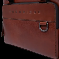 Zaino in pelle uomo con patta frontale-The Bridge